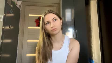 Lina online show from January 16, 9:38 am