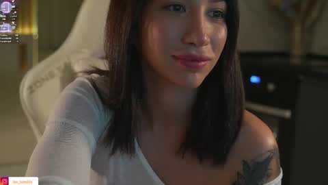 Snapshot of leoramallis chatting on September 27, 5:31 pm Leora online show from September 27, 5:31 pm