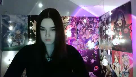 Snapshot of leraaa72 chatting on December 23, 7:17 am little secret online show from December 23, 7:17 am