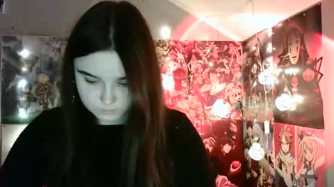 Snapshot of leraaa72 chatting on December 21, 7:13 am little secret online show from December 21, 7:13 am