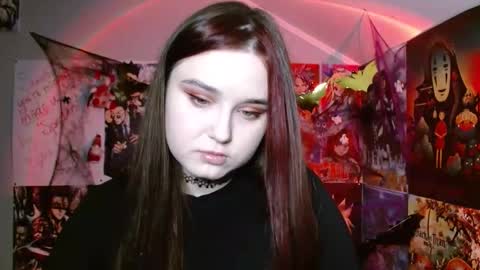 Snapshot of leraaa72 chatting on October 13, 6:05 am little secret online show from October 13, 6:05 am