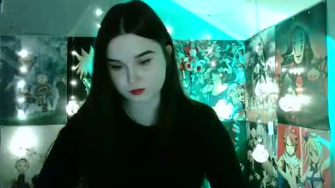 Snapshot of leraaa72 chatting on December 17, 7:29 am little secret online show from December 17, 7:29 am