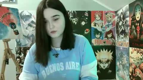 Snapshot of leraaa72 chatting on February 17, 7:14 am little secret online show from February 17, 7:14 am