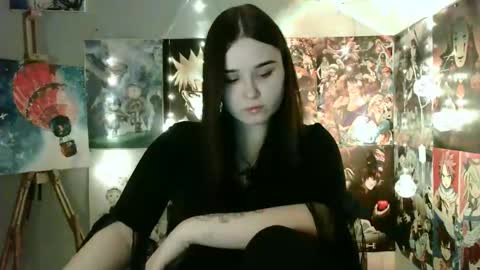 Snapshot of leraaa72 chatting on January 16, 8:22 am little secret online show from January 16, 8:22 am
