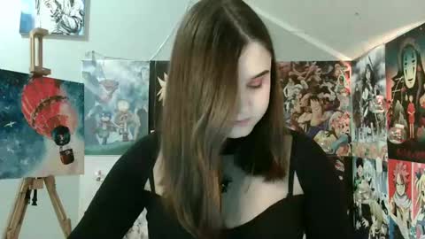 Snapshot of leraaa72 chatting on February 3, 7:51 am little secret online show from February 3, 7:51 am