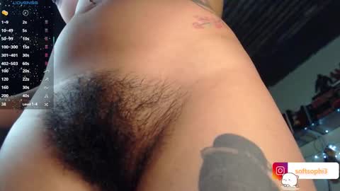 Leslie online show from December 17, 4:38 am