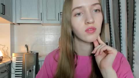  LESLIE   online show from October 30, 8:43 pm