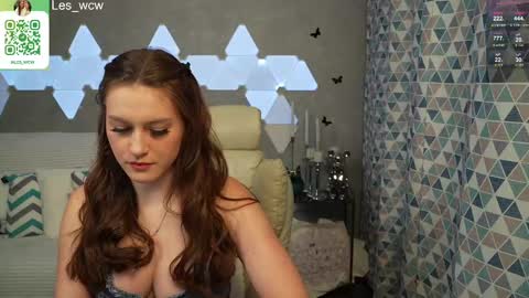 Snapshot of lesliekorfs chatting on February 16, 10:21 pm LeslieKorfs online show from February 16, 10:21 pm