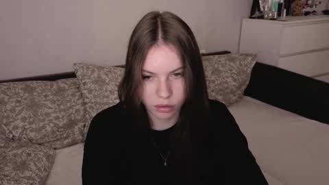 Snapshot of let_me_seee chatting on October 28, 2:23 pm Fiona online show from October 28, 2:23 pm