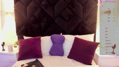 Snapshot of letiziia_sky chatting on September 16, 8:39 pm letiziia online show from September 16, 8:39 pm