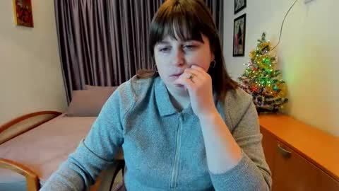 Naomi online show from December 22, 7:00 am