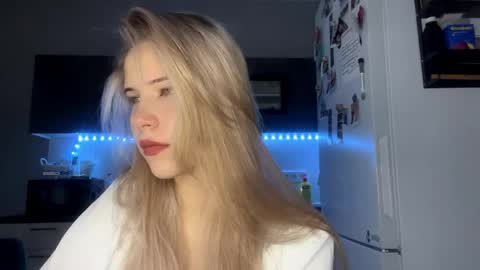 Kate online show from April 25, 2:25 pm