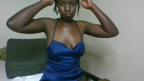 Snapshot of lettipetite56 chatting on October 15, 9:34 am letti online show from October 15, 9:34 am
