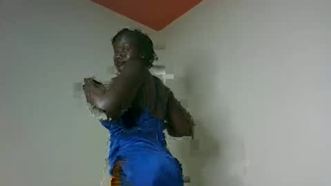 Snapshot of lettipetite56 chatting on October 11, 6:32 pm letti online show from October 11, 6:32 pm