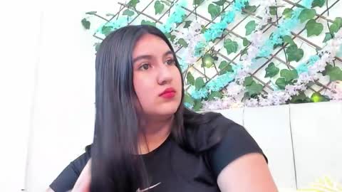 Snapshot of lexi_bloom chatting on September 17, 10:46 am Gabrielle online show from September 17, 10:46 am