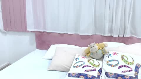 Snapshot of lexi_bloom chatting on January 29, 10:58 am Gabrielle online show from January 29, 10:58 am