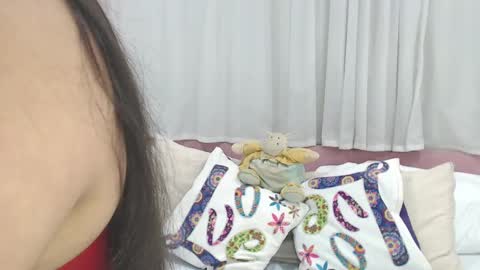 Snapshot of lexi_bloom chatting on January 17, 10:55 am Gabrielle online show from January 17, 10:55 am