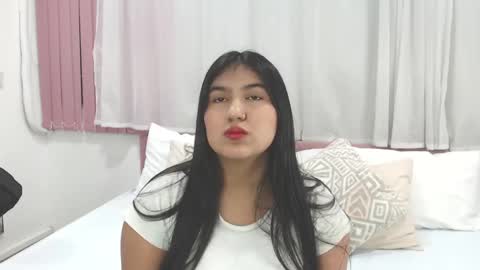 Snapshot of lexi_bloom chatting on March 5, 10:44 am Gabrielle online show from March 5, 10:44 am