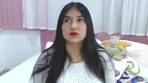 Snapshot of lexi_bloom chatting on January 22, 10:50 am Gabrielle online show from January 22, 10:50 am
