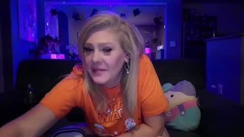 Lexi online show from October 31, 3:41 am