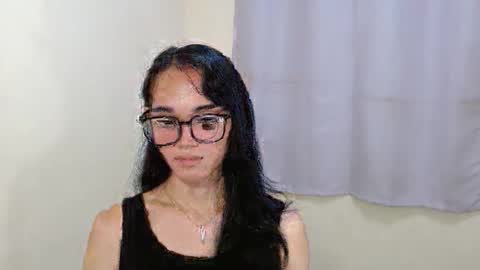 Snapshot of lexibabe_ chatting on October 15, 4:26 am lexibabe_ online show from October 15, 4:26 am