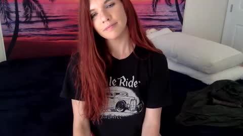 Alexia L. online show from November 19, 5:35 pm