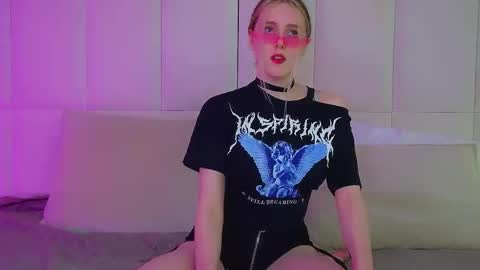 Lexi online show from March 7, 6:26 pm