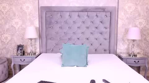Snapshot of lexiriley chatting on September 18, 6:23 am Lexi Riley online show from September 18, 6:23 am