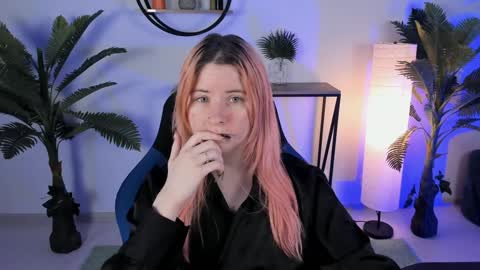 Lexi Wenford NO NUDE GODDESS online show from January 27, 3:04 am