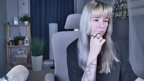 Lexi Wenford NO NUDE GODDESS online show from June 15, 4:56 am