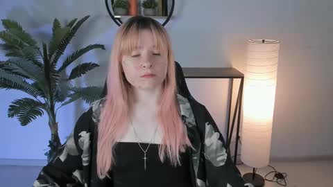 Lexi Wenford NO NUDE GODDESS online show from February 21, 3:12 am