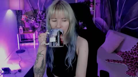 Lexi Wenford NO NUDE GODDESS online show from November 20, 3:07 am