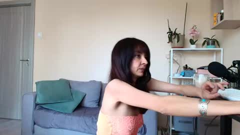 Lexxie online show from June 23, 8:12 am