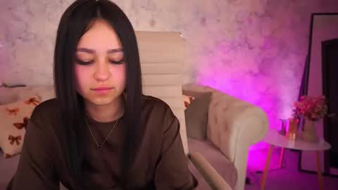 Lexi online show from May 16, 10:36 am