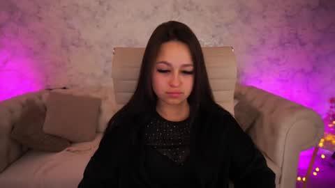 Lexi online show from May 31, 6:52 am