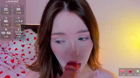 lexi miu online show from July 28, 7:04 pm