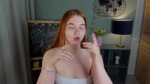 lexxxyone online show from July 9, 8:17 am
