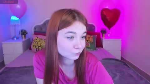lexxxyone online show from March 10, 1:32 pm