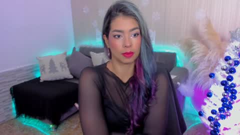 Snapshot of lexy_fox2 chatting on December 15, 6:18 am Lexy online show from December 15, 6:18 am