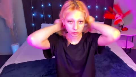 Snapshot of lexy_woorhez chatting on January 24, 10:21 am Lexy online show from January 24, 10:21 am