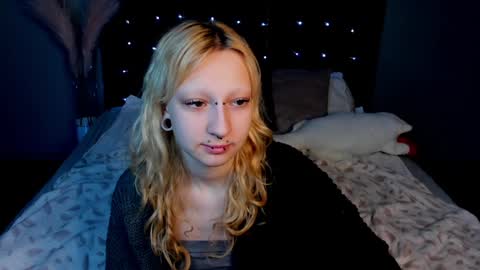 Snapshot of lexy_woorhez chatting on February 4, 10:32 am Lexy online show from February 4, 10:32 am