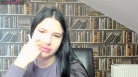 lexyswett online show from November 7, 9:04 am