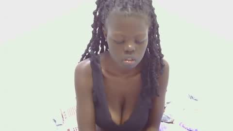 laylani69 online show from August 3, 9:59 am