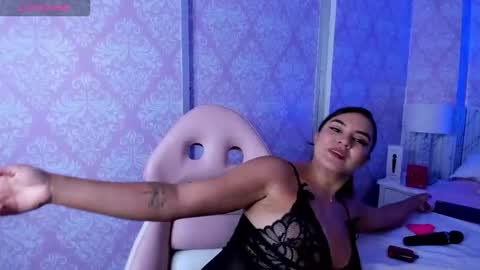 Snapshot of lhea_foxx chatting on September 25, 2:54 am lhea_foxx online show from September 25, 2:54 am
