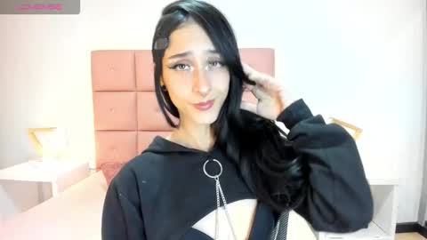 lhiamfitt online show from October 11, 2:27 am