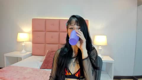 lhiamfitt online show from March 1, 4:47 am