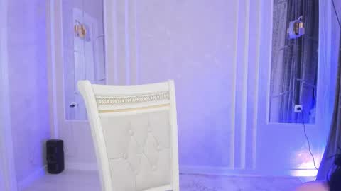 Shaya MILKY BOOBS  online show from October 18, 11:57 am