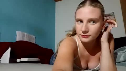 Snapshot of lia06_ chatting on September 24, 6:07 pm lia06_ online show from September 24, 6:07 pm