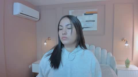 Snapshot of lia_ass chatting on February 1, 10:15 am Liss 3 online show from February 1, 10:15 am