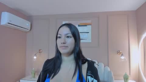 Snapshot of lia_ass chatting on March 5, 10:22 am Liss 3 online show from March 5, 10:22 am